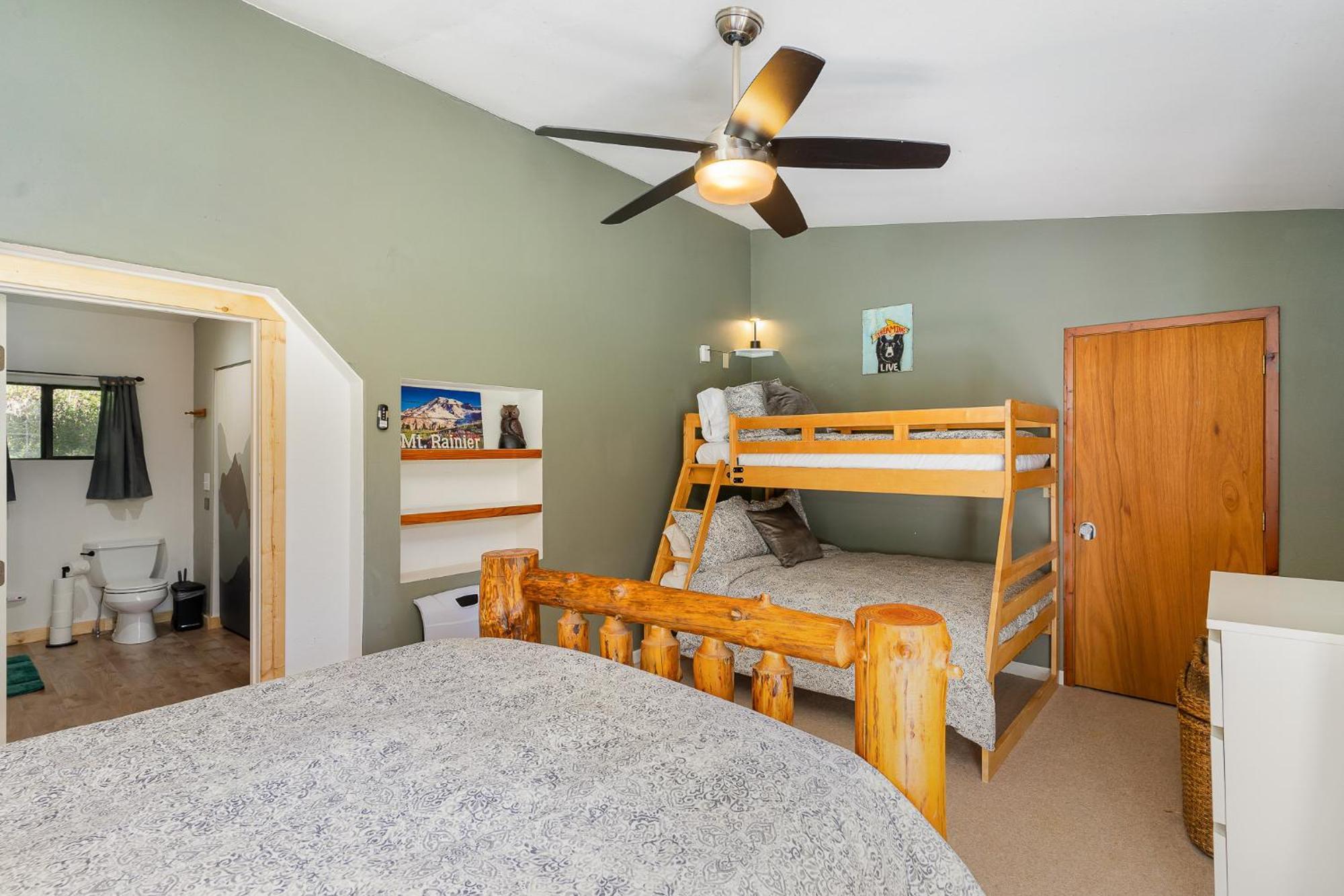 Vila Bear'S Den Hideaway With Hot Tub Ashford Exteriér fotografie